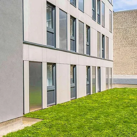 Hotel Ibis Budget Paris Mairie 2*