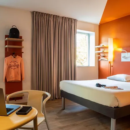 Ibis Budget Paris Mairie Hotel 2*