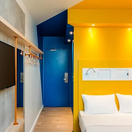 Ibis Budget Paris Mairie Hotel 2*