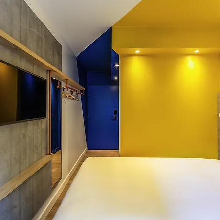 Ibis Budget Paris Mairie Hotel