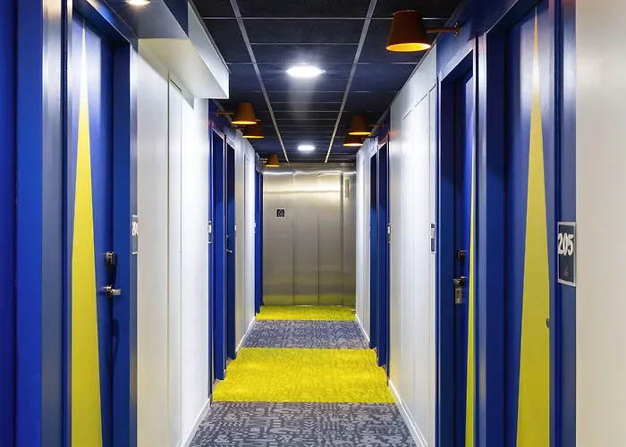 Ibis Budget Paris Mairie Hotel 2*