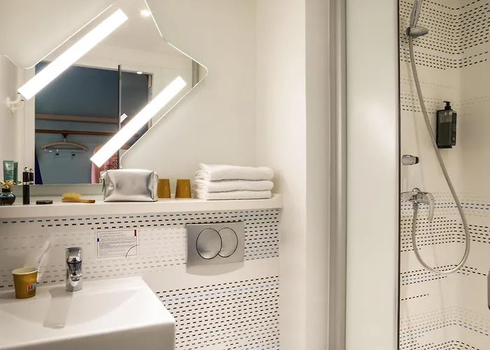 Hotel Ibis Budget Paris Mairie 2*
