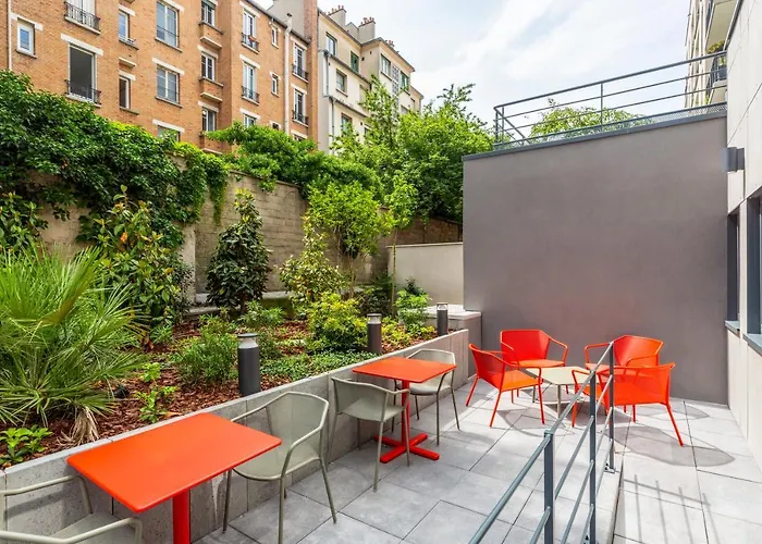 Ibis Budget Paris Mairie Hotel 2*